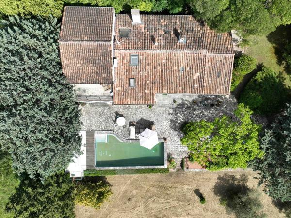 Vente Maison de luxe Fontaine-de-Vaucluse 6 Pièces 160 m²