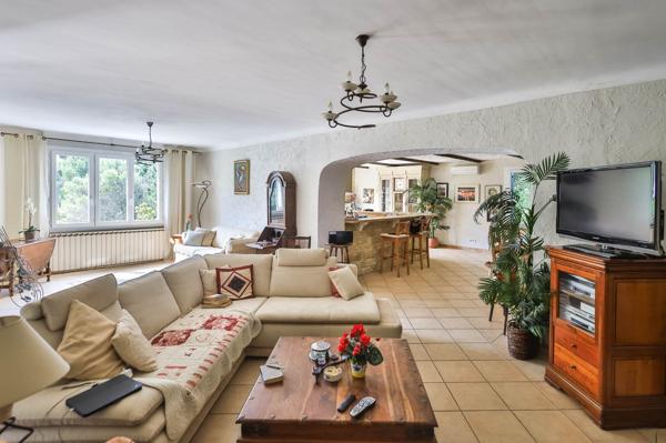 Vente Maison de luxe Fontaine-de-Vaucluse 6 Pièces 160 m²