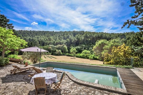 Vente Maison de luxe Fontaine-de-Vaucluse 6 Pièces 160 m²