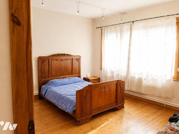 Maison 138 m² hab environ avec jardin, garage et grenier aménageable