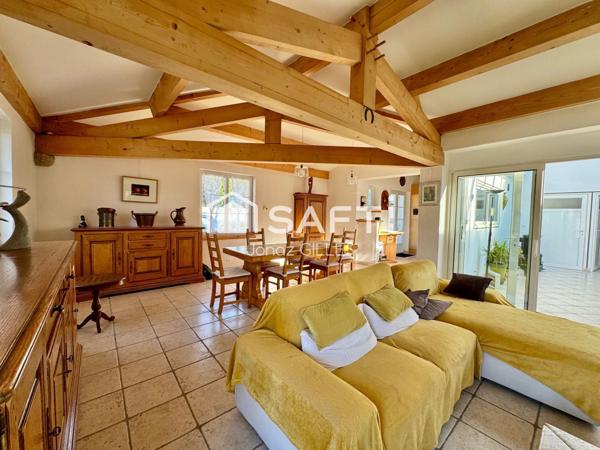 Villa bord de mer de 5 chambres