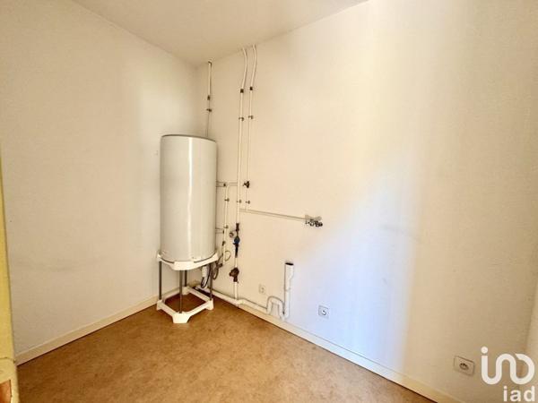 Maison 2 pièces de 42 m² à Herry (18140)