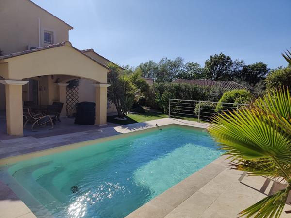 Maison Saint-cyr-sur-mer 153 m2