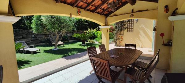 Maison Saint-cyr-sur-mer 153 m2