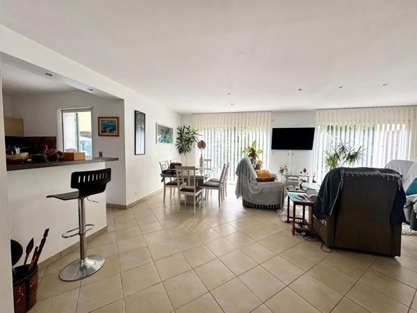 Maison Saint-cyr-sur-mer 153 m2