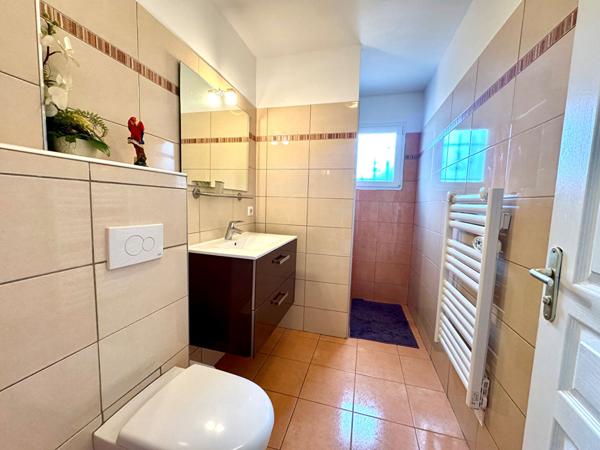 Maison Saint-cyr-sur-mer 153 m2