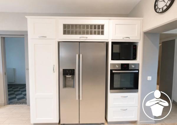 Vente                                                      Immeuble
                        
                     8 pièces                      225 m2                     à Agen