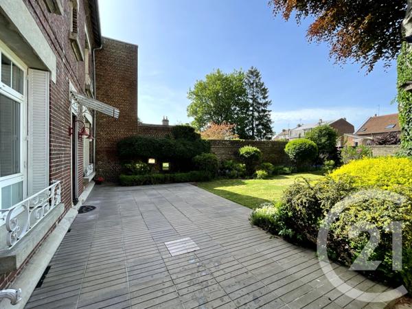 Maison à vendre  10 pièces - 227 m2 ST QUENTIN - 02
