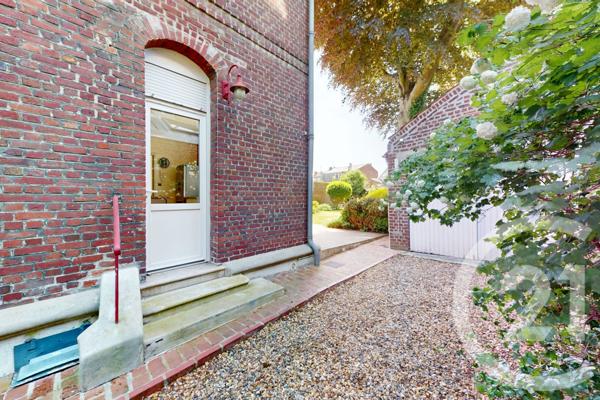 Maison à vendre  10 pièces - 227 m2 ST QUENTIN - 02