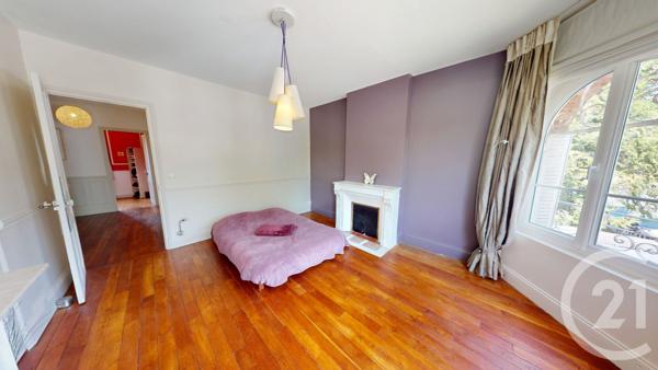 Maison à vendre  10 pièces - 227 m2 ST QUENTIN - 02