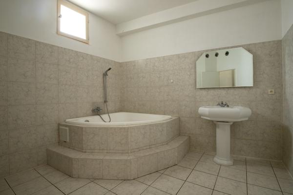 VENTE appartement T3 possible T4 à MONTPELLIER 34000