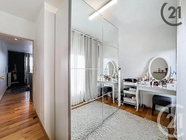 Appartement T5 à vendre  5 pièces - 108,07 m 2   REIMS  - 51
