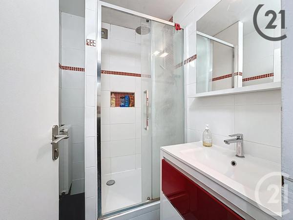 Appartement T5 à vendre  5 pièces - 108,07 m 2   REIMS  - 51