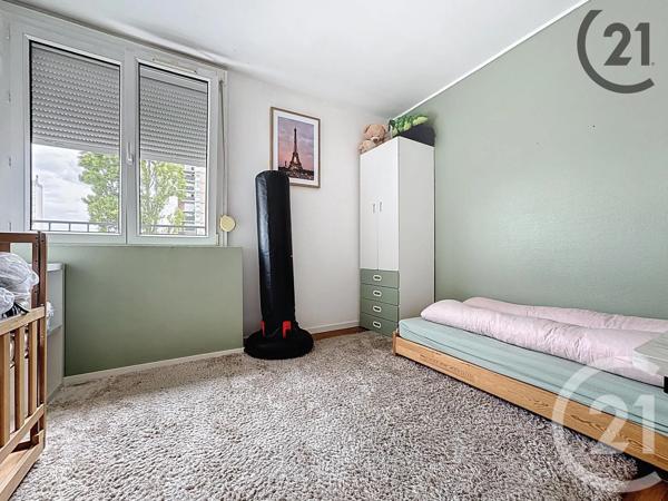 Appartement T5 à vendre  5 pièces - 108,07 m 2   REIMS  - 51
