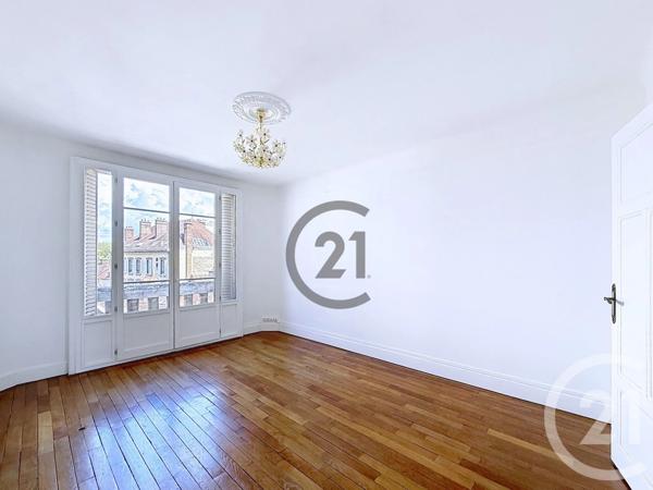 Appartement T4 à vendre  4 pièces - 75 m 2   TROYES  - 10
