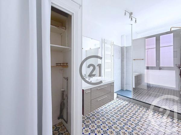 Appartement T4 à vendre  4 pièces - 75 m 2   TROYES  - 10
