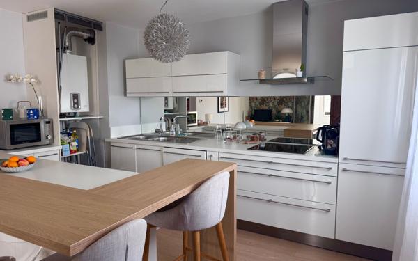 Appartement à vendre    3 pièces •  Lyon 6