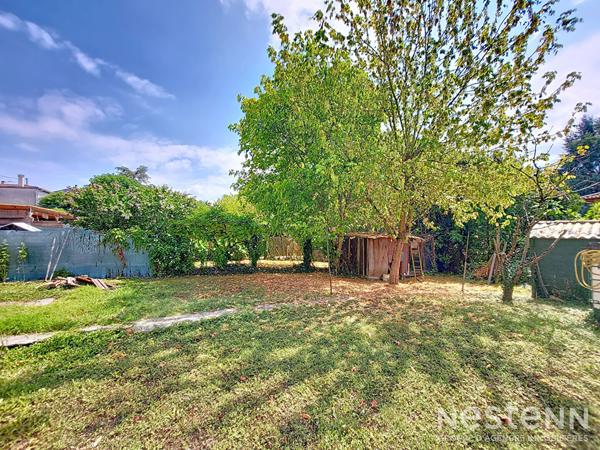 A Vendre Maison de ville en pierre de 123 m² habitable de plain-pied à proximité immédiate des commodités