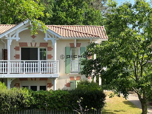 Appartement 2 pièces 39 m² LANTON - 33138