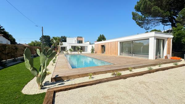 GUJAN-MESTRAS VILLA 204M2 T7 LA HUME, TERRAIN 1100 m², PISCINE, GARAGE