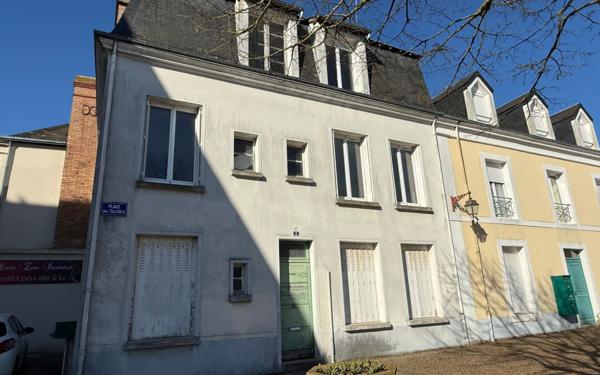 Immeuble à vendre    6 pièces • 152 m2 Marolles-les-Braults