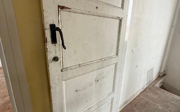 Immeuble à vendre    6 pièces • 152 m2 Marolles-les-Braults
