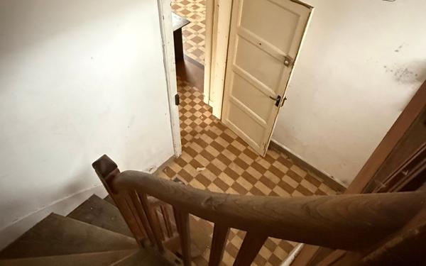 Immeuble à vendre    6 pièces • 152 m2 Marolles-les-Braults