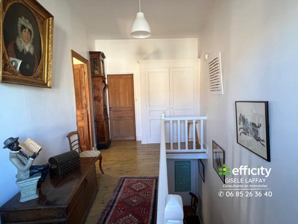 Maison 12 pièces - 336 m² Exclusivité efficity