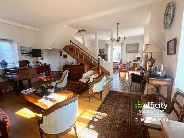 Maison 12 pièces - 336 m² Exclusivité efficity