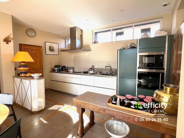 Maison 12 pièces - 336 m² Exclusivité efficity