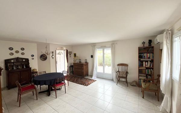 Maison à vendre    4 pièces •  Mèze