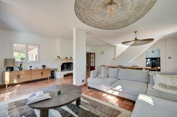 Vente Maison de luxe Aix-en-Provence 8 Pièces 250 m²