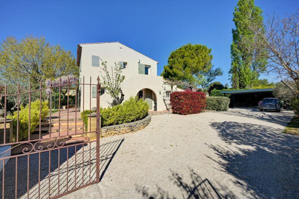 Vente Maison de luxe Aix-en-Provence 8 Pièces 250 m²