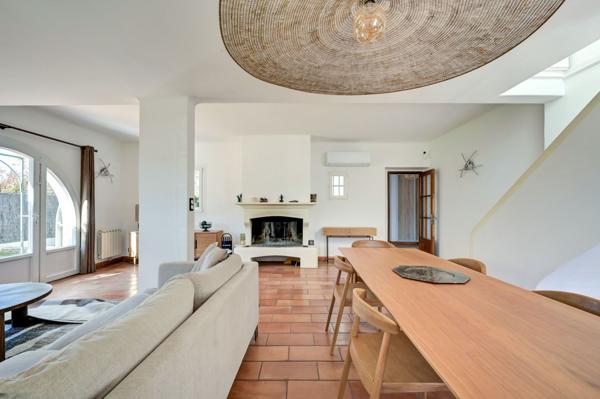 Vente Maison de luxe Aix-en-Provence 8 Pièces 250 m²