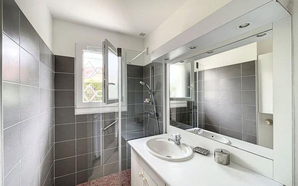 Maison à louer    4 pièces •  Pau