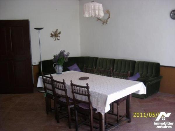 A VENDRE SAINT-AFFRIQUE AVEYRON,  6km du centre ville, Maison de maître à rénover construite en...