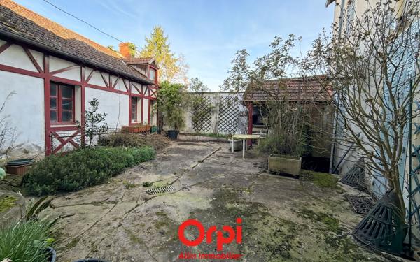 Maison à vendre    7 pièces •  Vallon-en-Sully