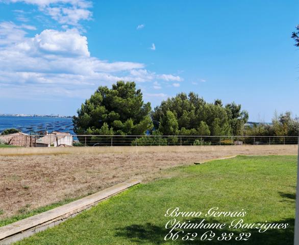 À Vendre : Villa de Prestige avec Vue Imprenable sur l'Étang