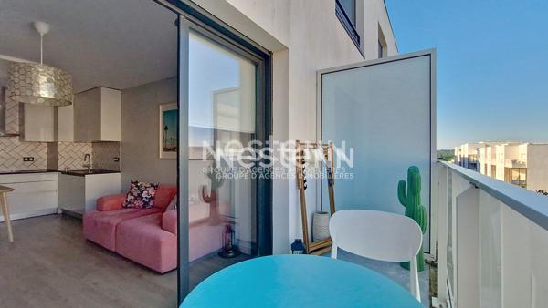 A louer : Appartement meublé de 2 pièces de 41 m² avec balcon et parking s/sol.