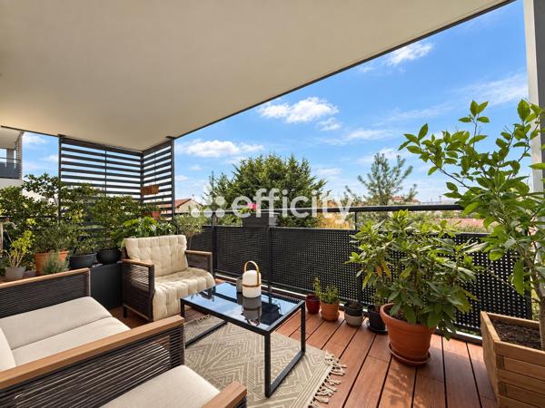 Appartement
         3 pièces
        - 58 m² 188 000 € *