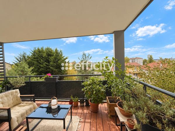 Appartement
         3 pièces
        - 58 m² 188 000 € *