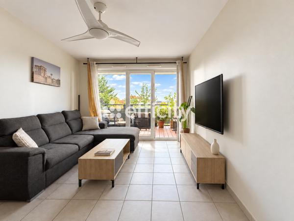 Appartement
         3 pièces
        - 58 m² 188 000 € *