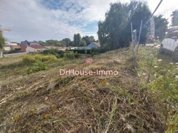 Terrain à vendre de 1 061 m²