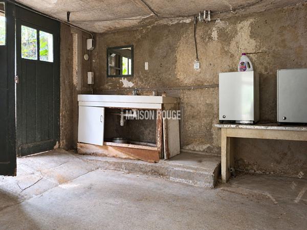 LANGUEUX - TERRAIN AVEC VUE SUR L'ÉTANG DU DOUVENANT - MAISON EXISTANTE