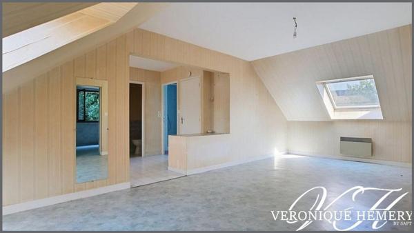 Pavillon avec vie de plain 4 chambres et grande mezzanine