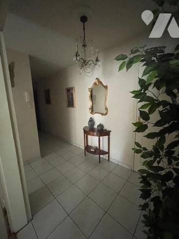 Dans résidence sécurisée du centre ville