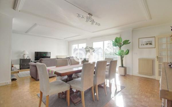 Appartement à vendre    5 pièces • 121 m2 Viry-Châtillon