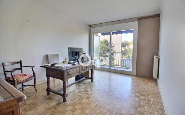 Appartement à vendre    5 pièces • 121 m2 Viry-Châtillon