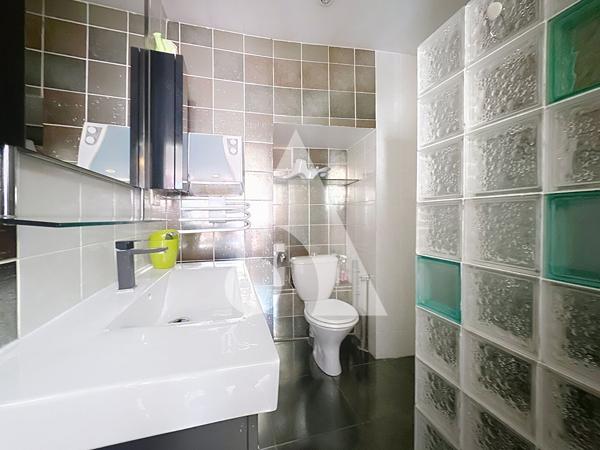 Appartement 4 pièces 122.79 m2