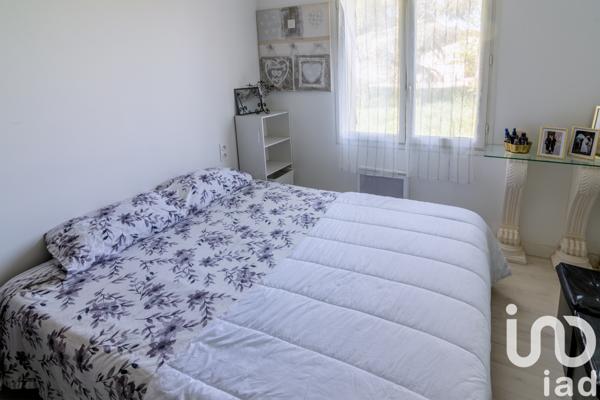 Maison à vendre 6 pièces 120 m² Saint-Médard-de-Guizières